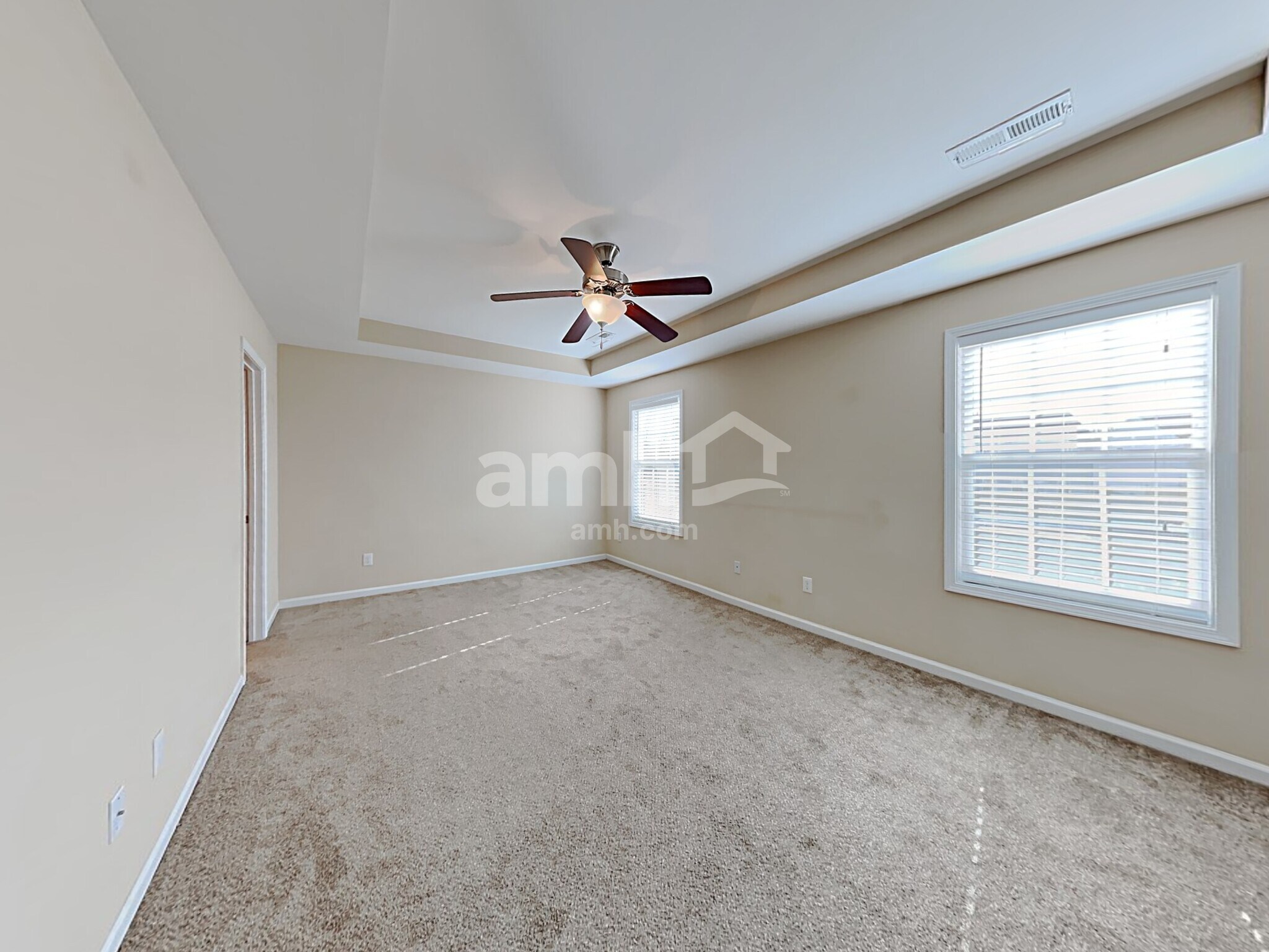 Building Photo - 4 Bolter Ct
