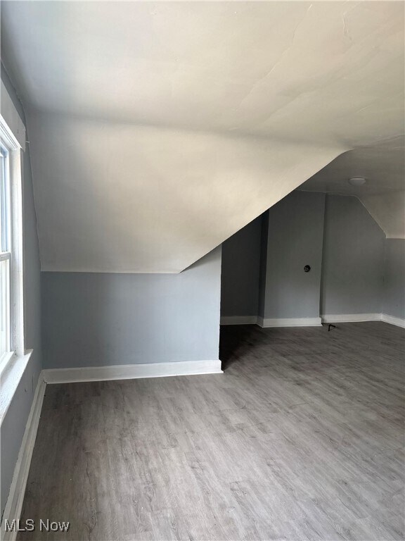 Building Photo - 1390 E 109th St