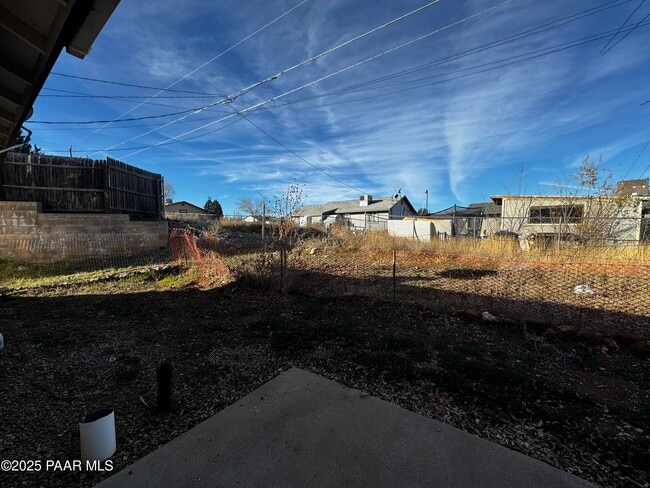 Building Photo - 3812 N Tani Rd