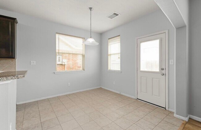 Building Photo - 15110 Spring Sun Ct