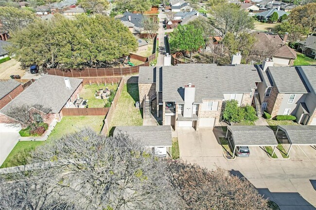 Building Photo - 1700 Amelia Ct