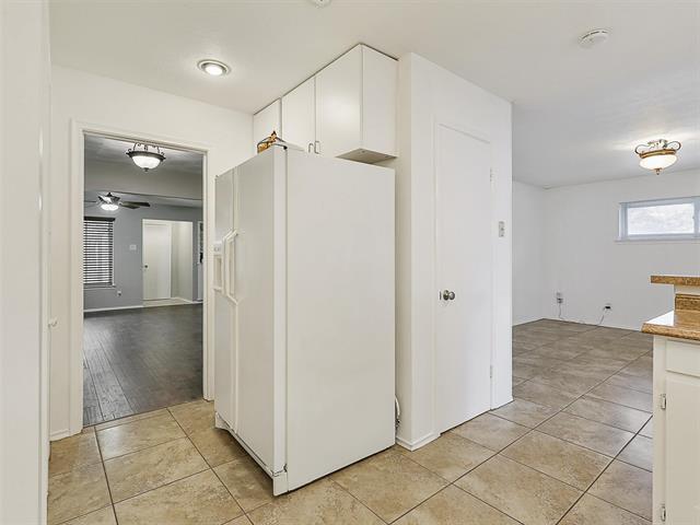 Building Photo - 7022 Kingsbury Dr