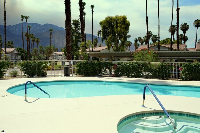 Building Photo - Mesquite Country Club Furnished End Unit. ...