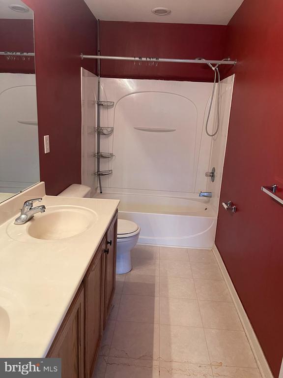 Building Photo - 231 Wilmore Dr