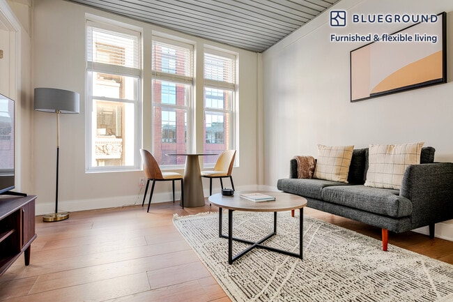 Building Photo - 44 Bromfield St