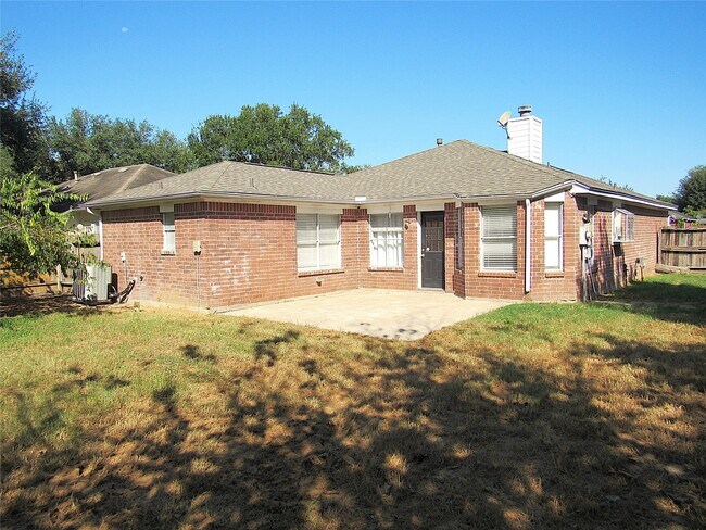 Building Photo - 19719 Vista Lake Ct