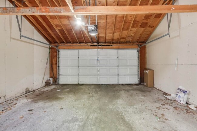 Building Photo - 2318 W Flournoy St