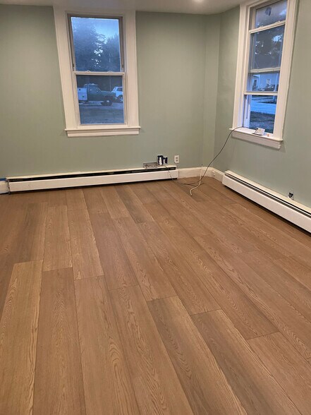 Building Photo - 16 Garrison St