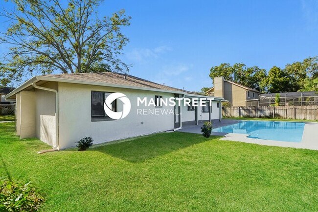 Building Photo - 4 Bedroom Pet-Friendly Home in LONGWOOD, FL with Main Street Renewal