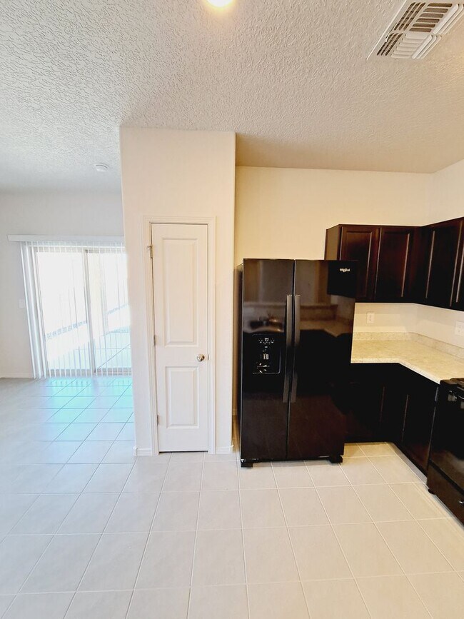 Building Photo - 761 Desert Senna Ave SW