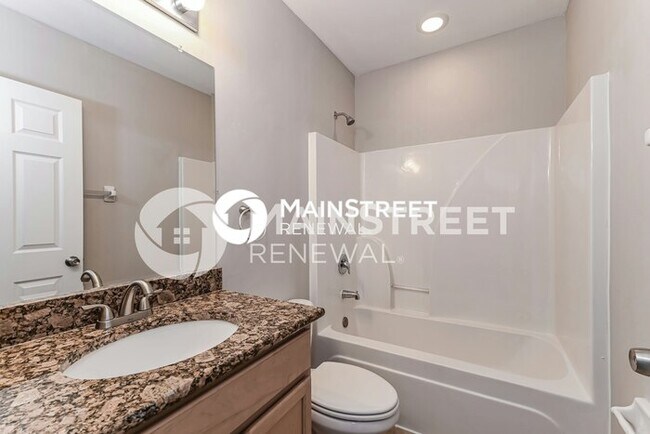 Building Photo - 3 Bedroom Pet-Friendly Home in Fort Myers, FL with Main Street Renewal