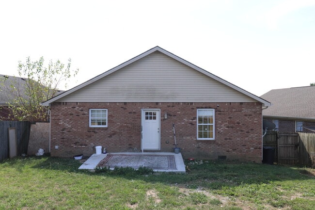 Building Photo - 119 Bass Pond Glen Dr