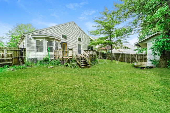 Building Photo - Home in Waltham Place w/ fenced yard & garage