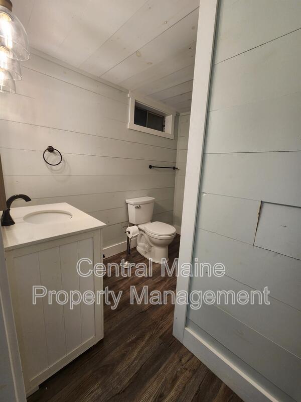 Building Photo - 109 S Reynolds Rd