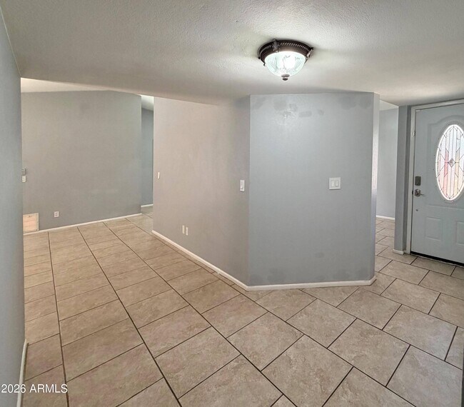 Building Photo - 11815 N 65th Dr
