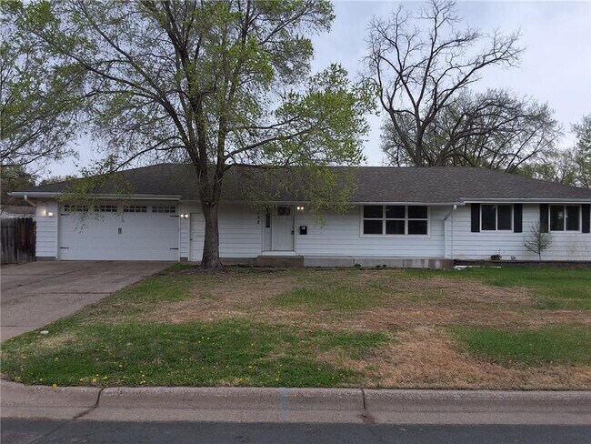 Building Photo - 7632 Scott Ave N