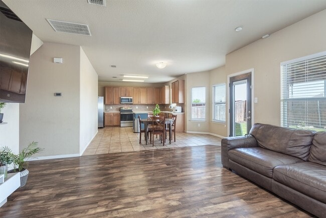Building Photo - 14504 Eaglemont Dr