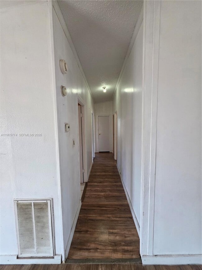 Building Photo - 19800 SW 180th Ave