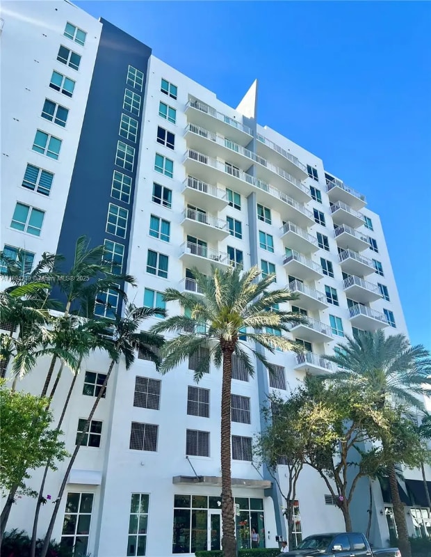 Building Photo - 2275 Biscayne Blvd