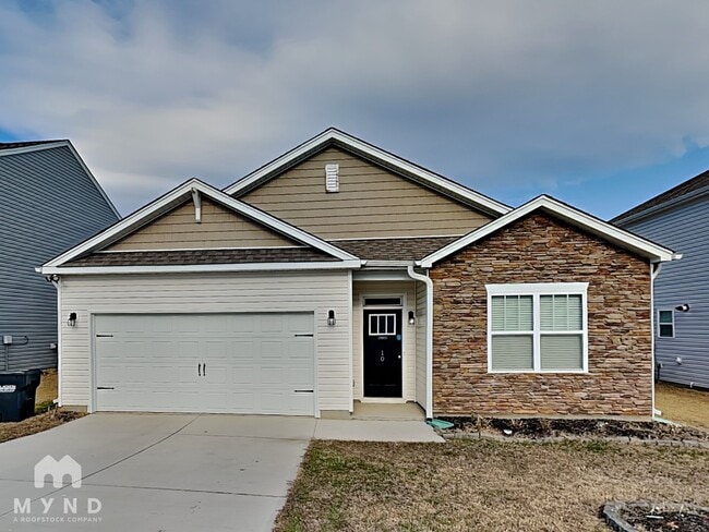 Building Photo - 10 Garden Hill Rd