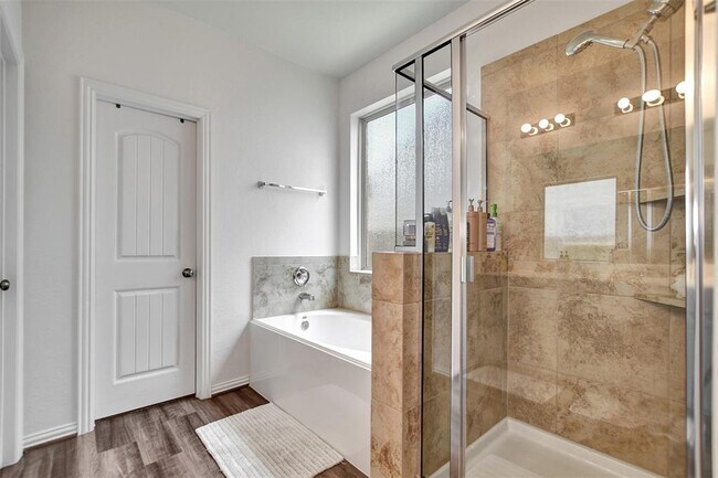 Building Photo - 6251 Briarstone Valley Ln