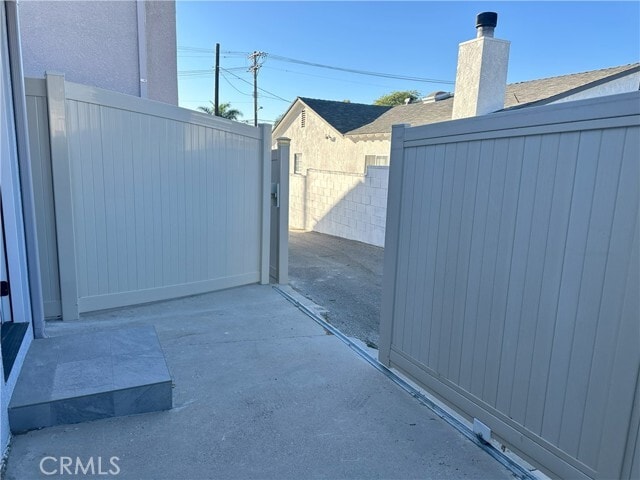 Building Photo - 10562 Mt Gleason Ave