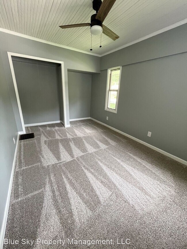 Building Photo - 4 br, 2 bath House - 2103 S Burlington