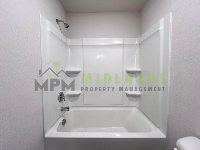 Building Photo - 645 Wild Tulip Ct