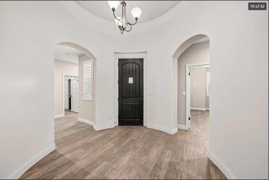 Building Photo - 7303 Whiskey Creek Dr