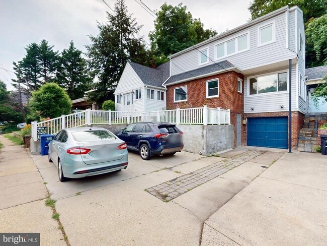 Building Photo - 3137 S Glebe Rd