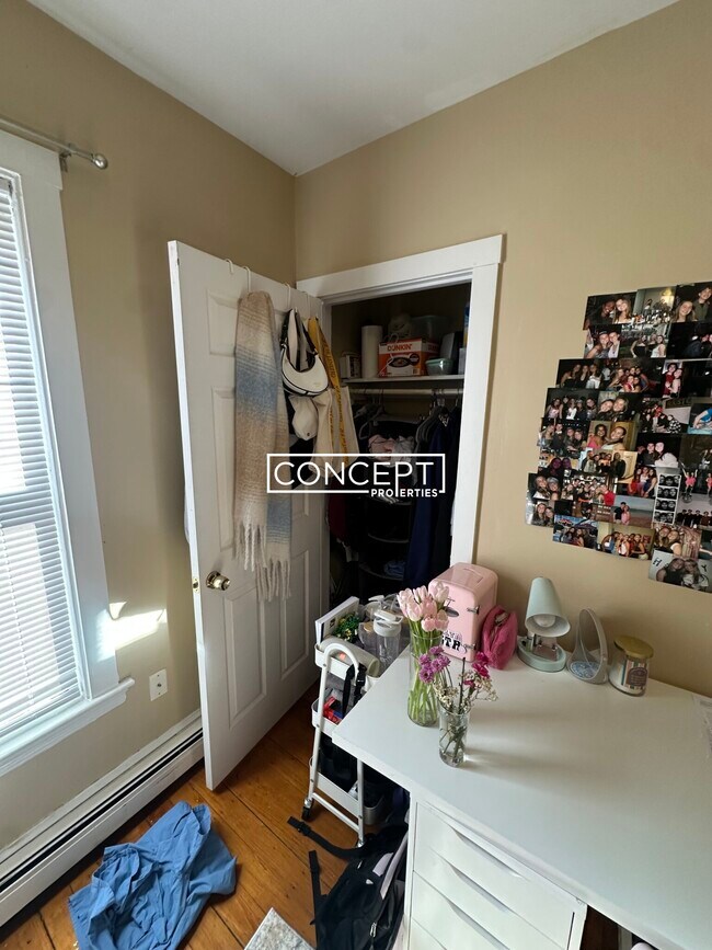 Building Photo - 44A Hillside St. Unit 1