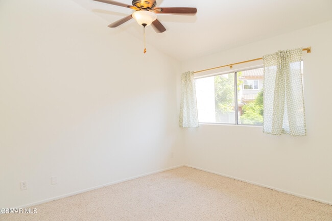 Building Photo - 1339 Ramona Dr