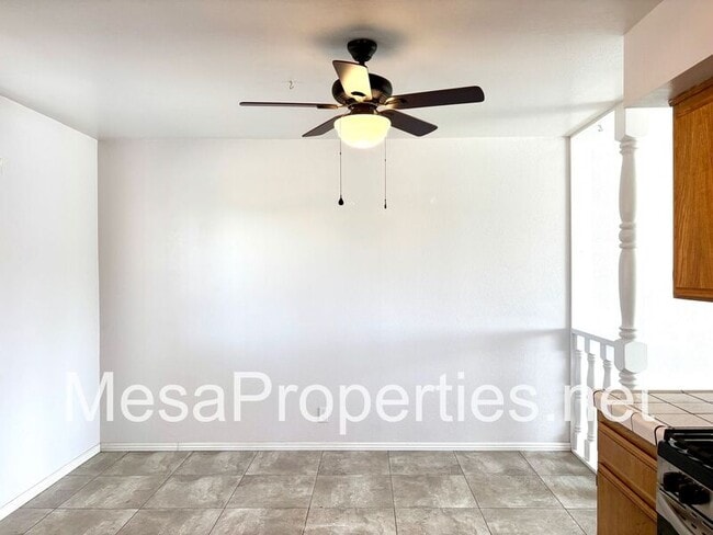 Building Photo - 18390 Mead Ln