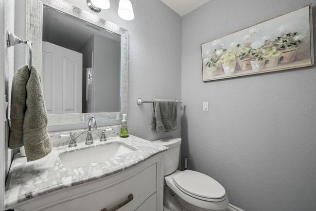 Building Photo - 1781 Quail Ridge Dr
