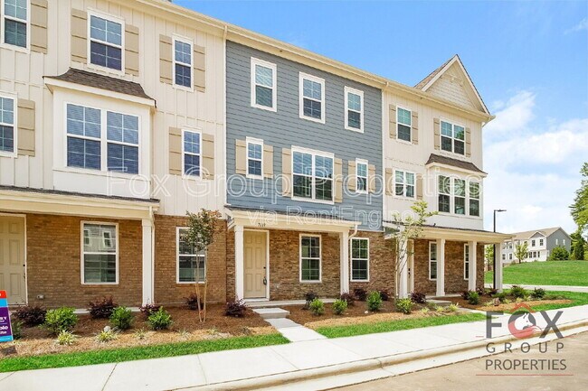 Primary Photo - 7109 Brookview Ln