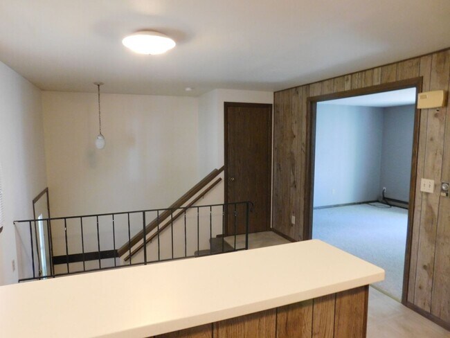 Building Photo - 1606 Jefferson St