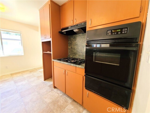 Building Photo - 11930 Bryant St