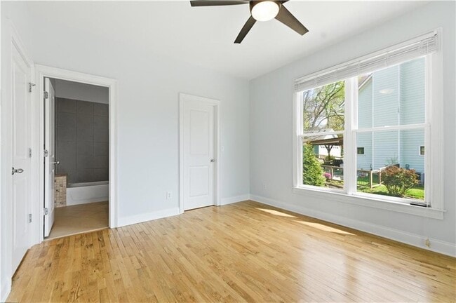 Building Photo - 850 Ormewood Ave SE