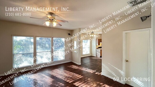 Building Photo - 69 Lockspring-