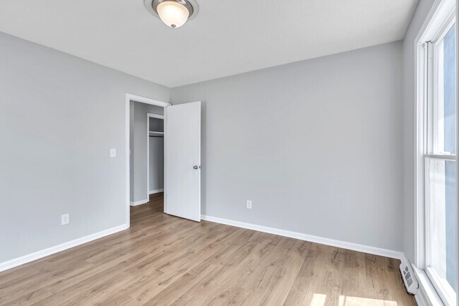 Building Photo - 204 Hattie Rd