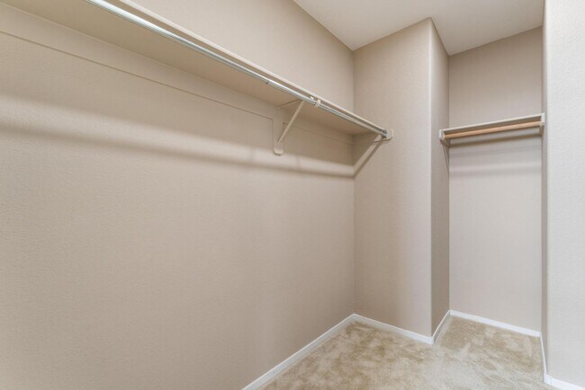 Building Photo - 6604 Lavender Lilly Ln