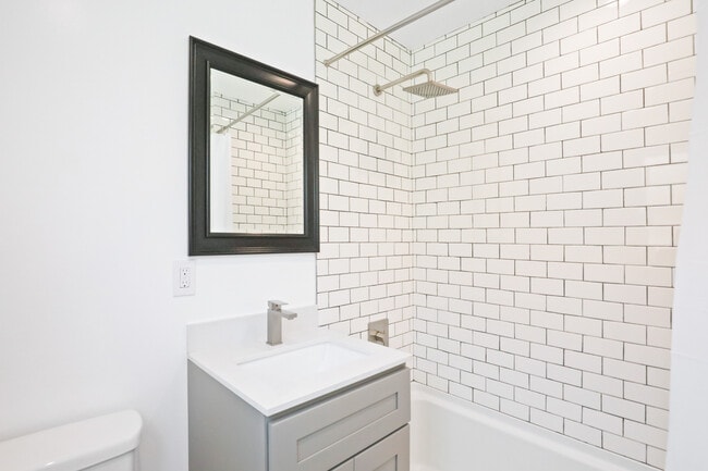 Building Photo - 5234 W 20th St