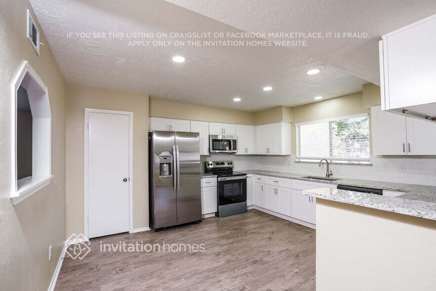 Building Photo - 4402 Dawn Creek Ln