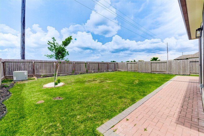 Building Photo - 5435 Baronet Dr