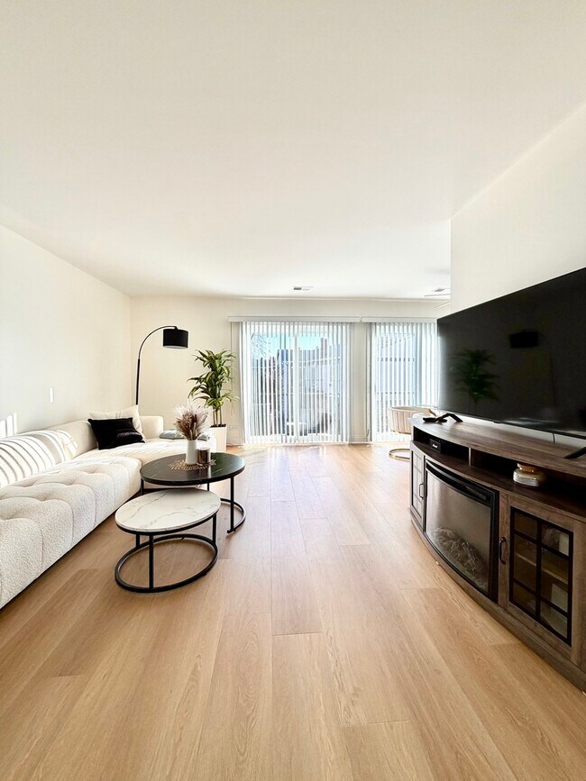 Building Photo - 1212 Williamsport Dr