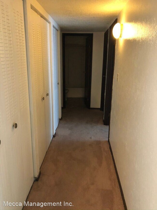 Building Photo - 2 br, 1.5 bath Apartment - 750 High St