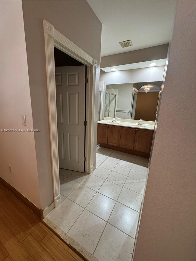 Building Photo - 3166 Merrick Terrace