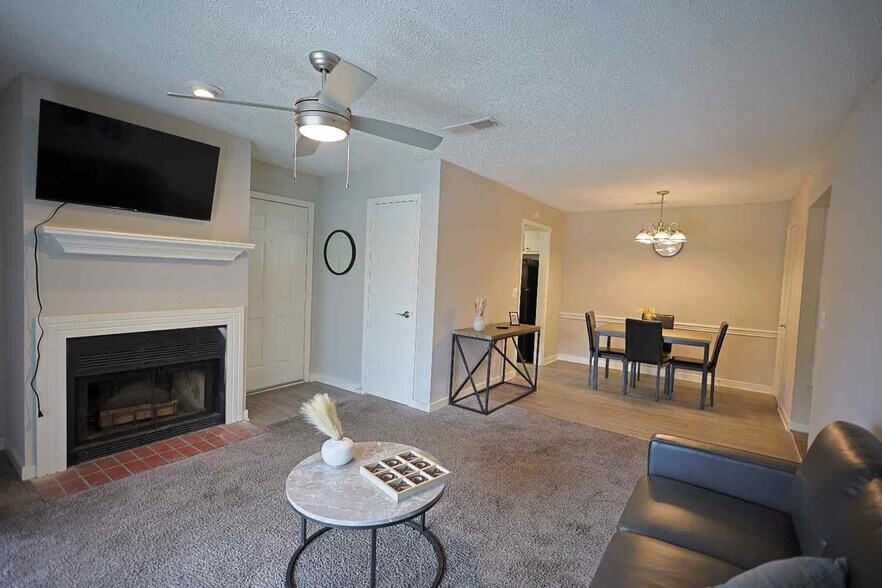 Building Photo - 50 Northtown Dr