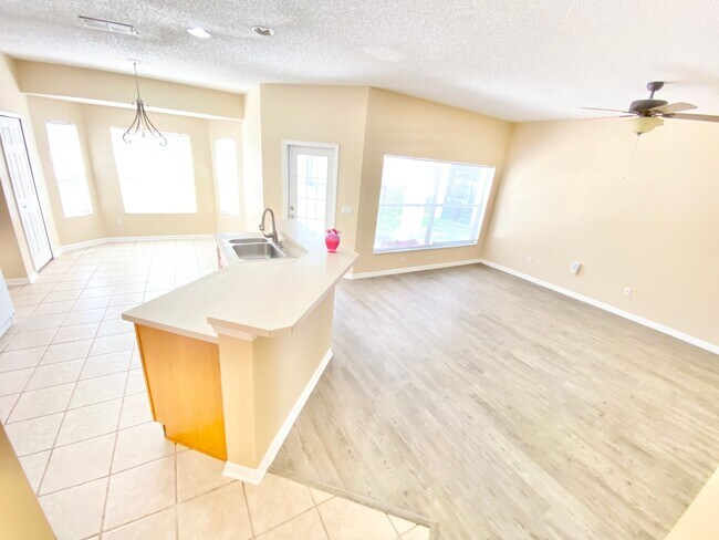 Building Photo - Beautiful Home in Rybolt Reserve in Orlando, Florida!