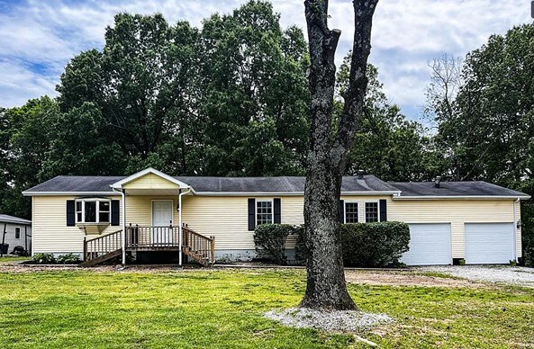 Primary Photo - 227 Burden Ln